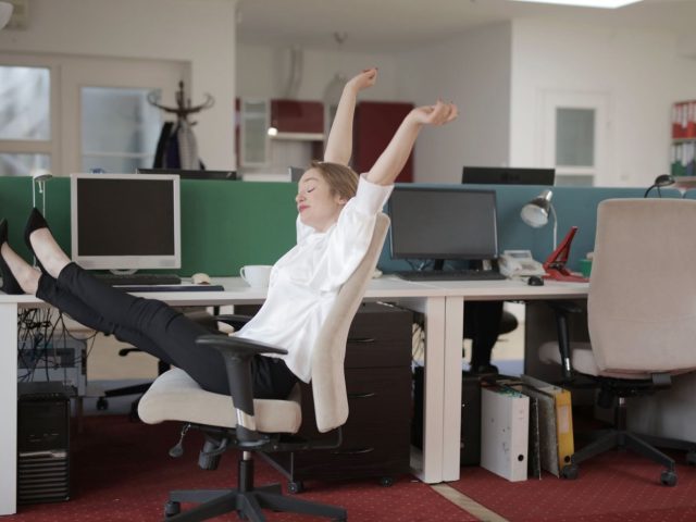 Meilleurs exercices de bureau pour améliorer la posture