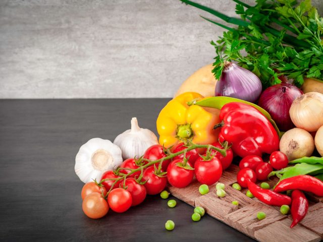Ces aliments insoupçonnés réduisent votre cholestérol efficacement
